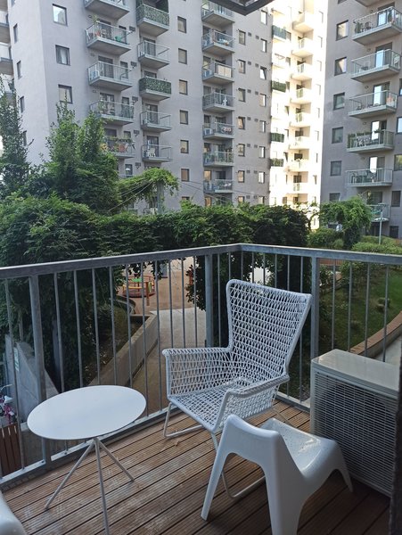 Parc Tineretului, la 10 minute de metrou  Constantin Brancoveanu.