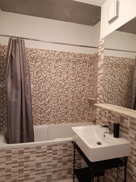 Parc Tineretului, la 10 minute de metrou  Constantin Brancoveanu.