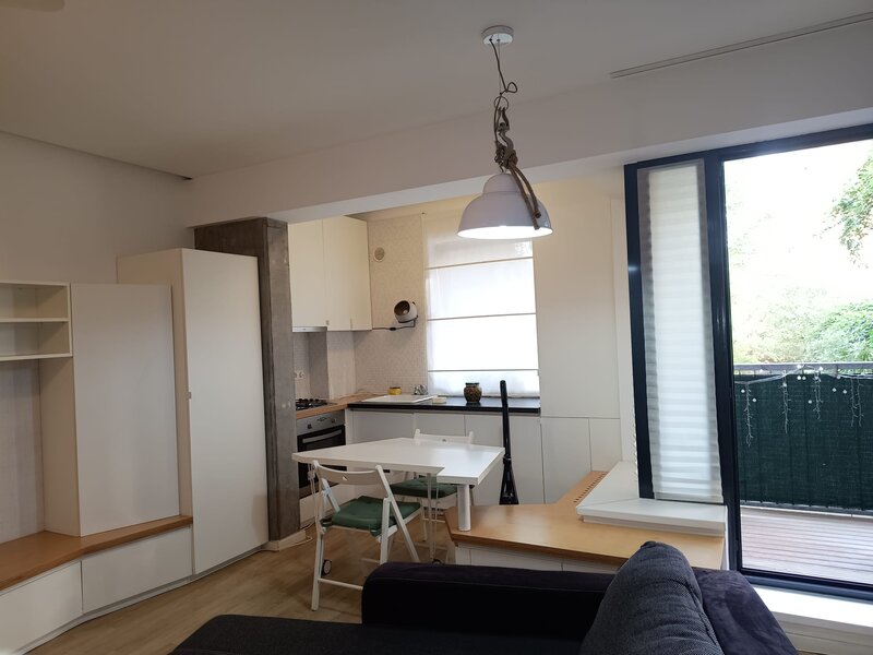 Parc Tineretului, la 10 minute de metrou  Constantin Brancoveanu.